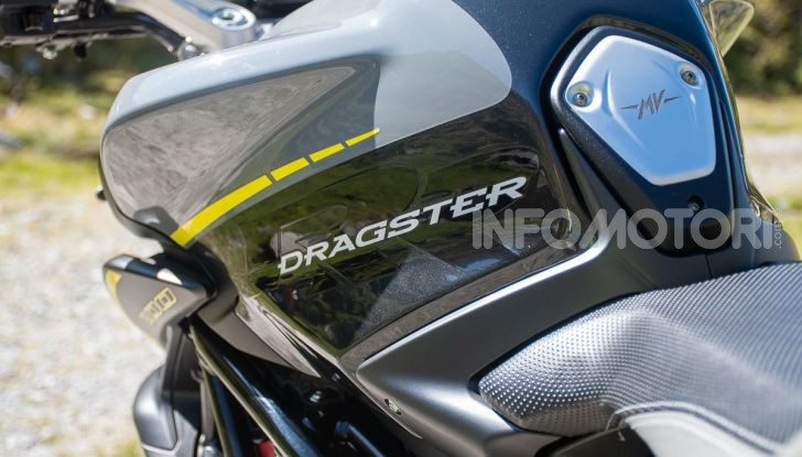 Prova MV Agusta Dragster 800 RR 2019: arte in movimento - Foto 7 di 47