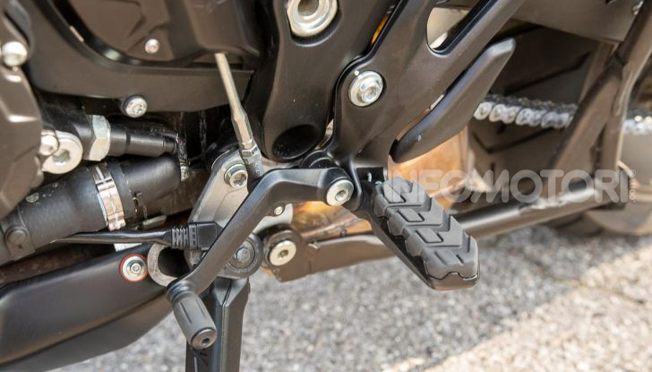 MV Agusta Turismo Veloce Lusso SCS, affilata come una Brutale, comoda come uno scooter - Foto 23 di 58