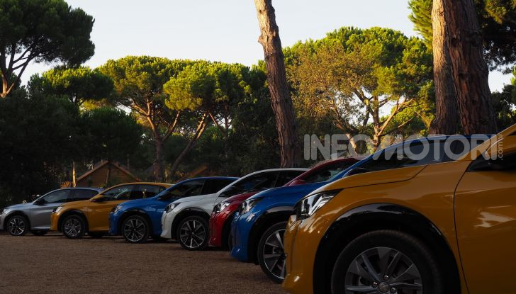 Nuova Peugeot 208: motori, prezzi e impressioni di guida - Foto 9 di 12