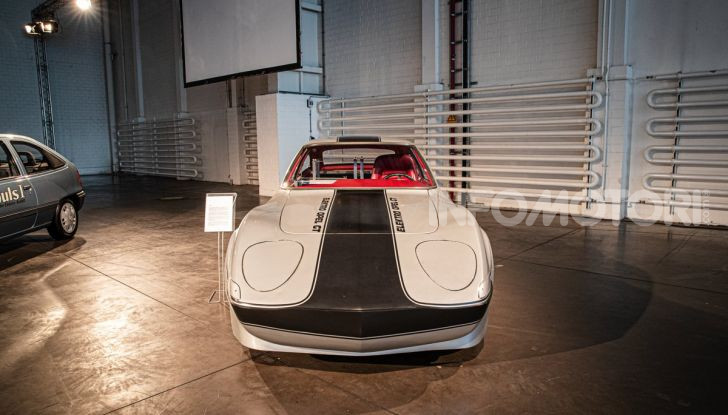 [VIDEO] Un viaggio al centro dell’elettrico con Opel! - Foto 8 di 27