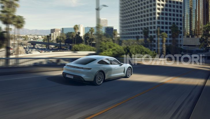 Porsche batte Tesla: la Taycan Turbo S è la regina del Nurburgring! - Foto 8 di 10