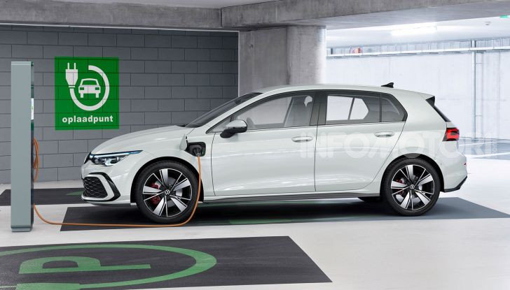 Volkswagen Golf 8: in onda il nuovo spot pubblicitario - Foto 7 di 26