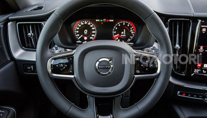 Provata la gamma Volvo ibrida: mild hybrid e plug-in aspettando la XC40 elettrica - Foto 29 di 71