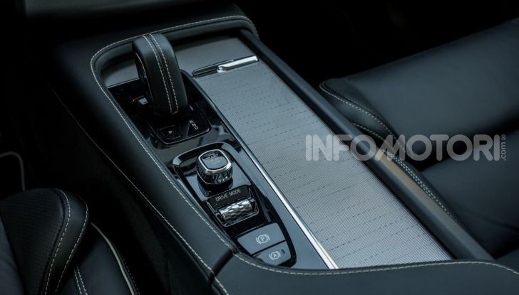 Provata la gamma Volvo ibrida: mild hybrid e plug-in aspettando la XC40 elettrica - Foto 64 di 71