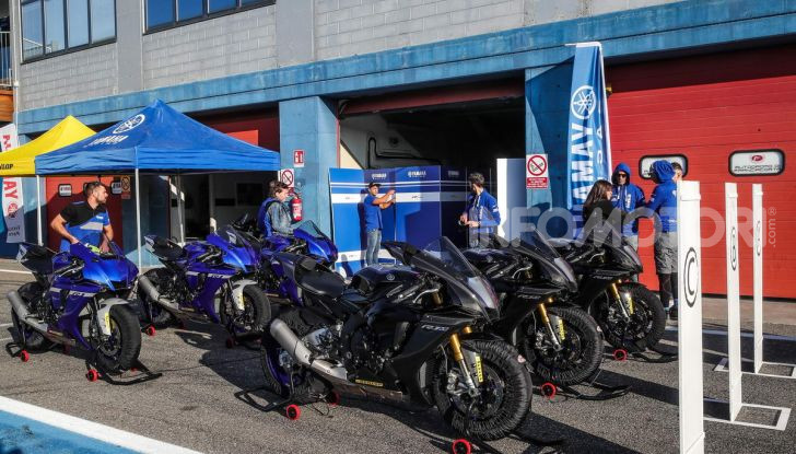 [VIDEO] Prova Yamaha R1 ed R1M 2020, tante piccole novità per una moto quasi perfetta - Foto 6 di 38