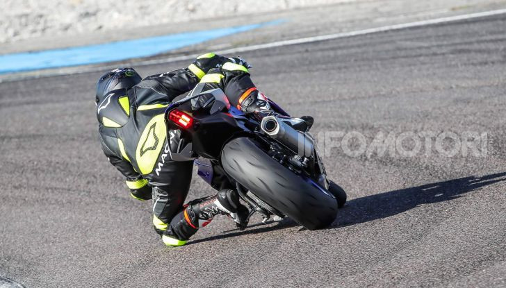 [VIDEO] Prova Yamaha R1 ed R1M 2020, tante piccole novità per una moto quasi perfetta - Foto 23 di 38
