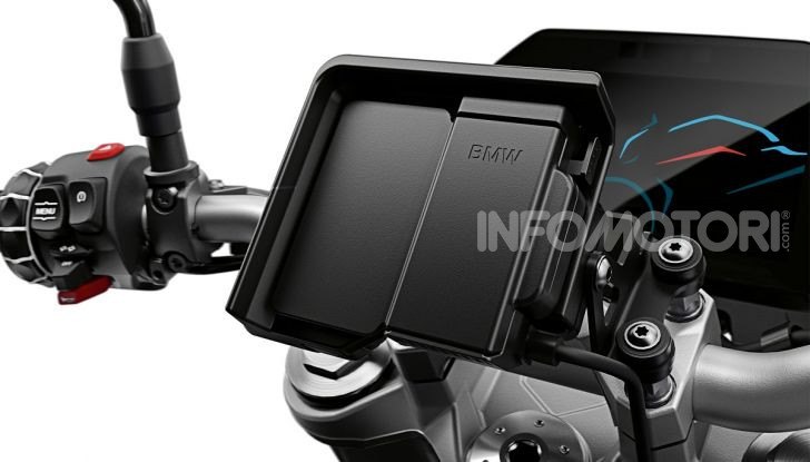 BMW F 900R 2020: la naked della Casa dell’elica dinamica e adatta a tutti - Foto 30 di 39