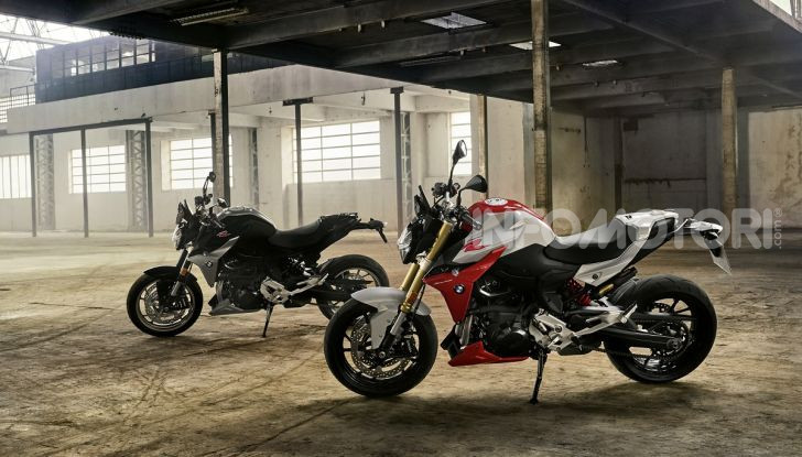 BMW F 900R 2020: la naked della Casa dell’elica dinamica e adatta a tutti - Foto 18 di 39