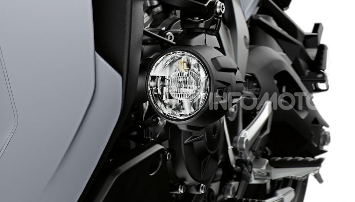 BMW S 1000 XR 2020: ad Eicma la nuova versione della crossover della Casa dell’elica - Foto 50 di 51