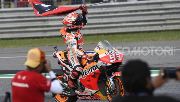 Marc Marquez Campione del Mondo MotoGP 2019 vittoria Chang International Circuit
