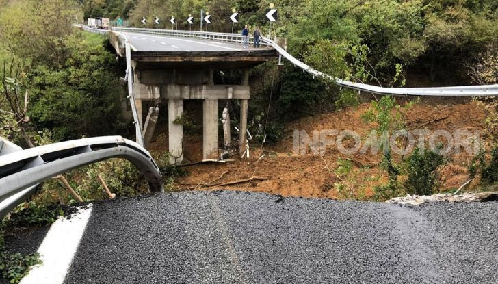 A6 Torino-Savona: in Liguria crolla il viadotto dell’autostrada a causa di una frana - Foto 1 di 2