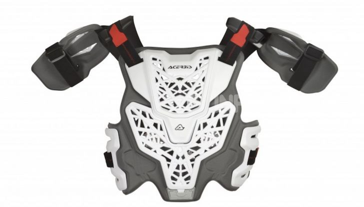 Acerbis: l’offroad la fa da padrone a EICMA 2019 - Foto 1 di 6