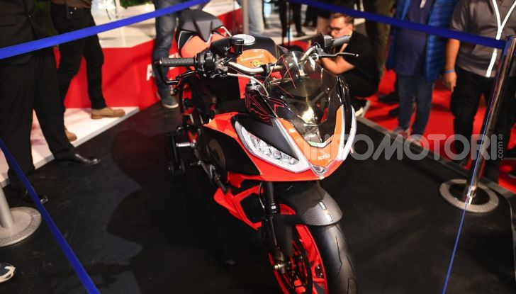 [VIDEO] EICMA 2019, tutte le novità di Piaggio, Vespa, Aprilia e Moto Guzzi - Foto 15 di 57