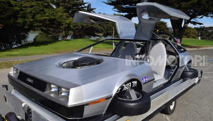 DeLorean DMC-12 hovercraft, l’esemplare volante costruito a mano - Foto 2 di 9