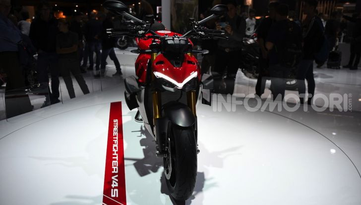 Ducati Streetfighter V4 e V4S: le super-naked da 208 cavalli in stile Panigale - Foto 13 di 40