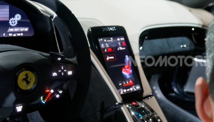 Video anteprima Ferrari Roma, la nuova dolce vita su ruote - Foto 23 di 52