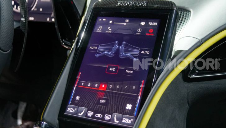 Video anteprima Ferrari Roma, la nuova dolce vita su ruote - Foto 41 di 52