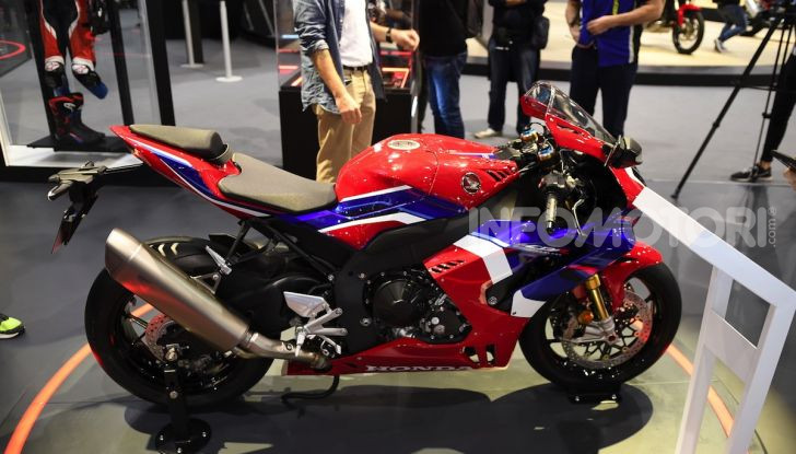 Honda CBR1000RR-R 2020: la nuova Superbike della Casa dell’Ala, anche in versione SP - Foto 35 di 42