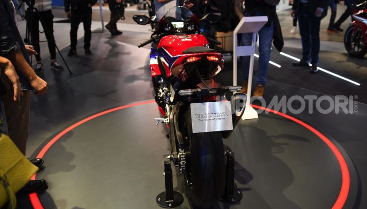 Honda CBR1000RR-R 2020: la nuova Superbike della Casa dell’Ala, anche in versione SP - Foto 37 di 42