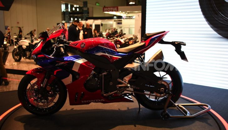 Honda CBR1000RR-R 2020: la nuova Superbike della Casa dell’Ala, anche in versione SP - Foto 25 di 42