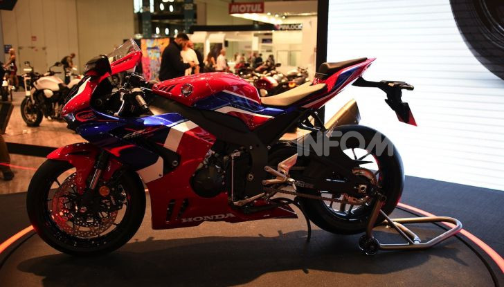 Honda CBR1000RR-R 2020: la nuova Superbike della Casa dell’Ala, anche in versione SP - Foto 26 di 42