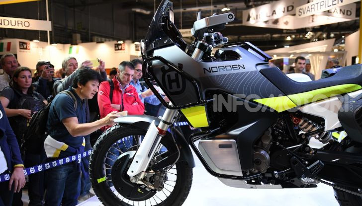 Husqvarna 901 Norden, concept adventure ad EICMA 2019 - Foto 9 di 9