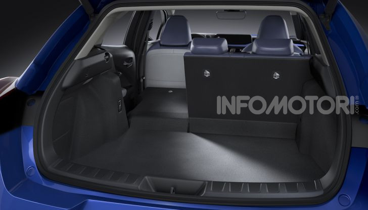 Lexus UX 300e: il SUV elettrico che non c’era - Foto 47 di 47