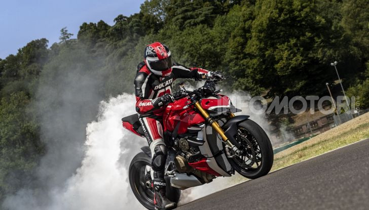 Ducati Streetfighter V4 e V4S: le super-naked da 208 cavalli in stile Panigale - Foto 16 di 40