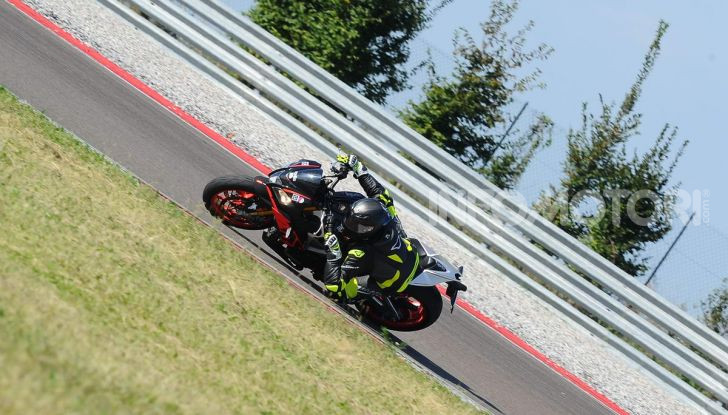 Prova in pista Michelin Power Cup Evo: facile e versatile, non solo per la pista - Foto 13 di 44