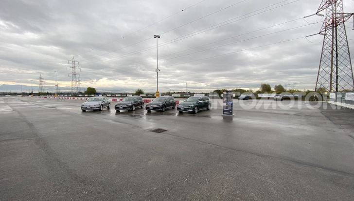Nuova Volkswagen Passat 2020 prova su strada, versioni e prezzi - Foto 6 di 19