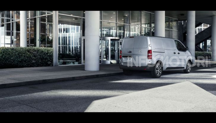 Peugeot e-Expert: l’alternativa green ai veicoli da lavoro - Foto 2 di 6