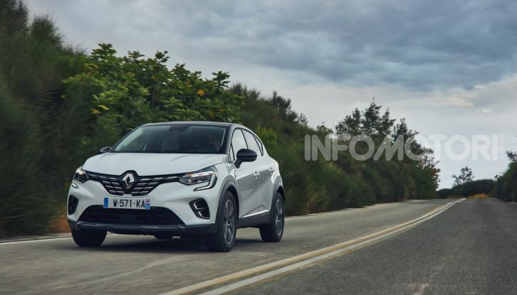 [VIDEO] Prova Renault Captur 2020: la piccola SUV è cresciuta - Foto 1 di 49