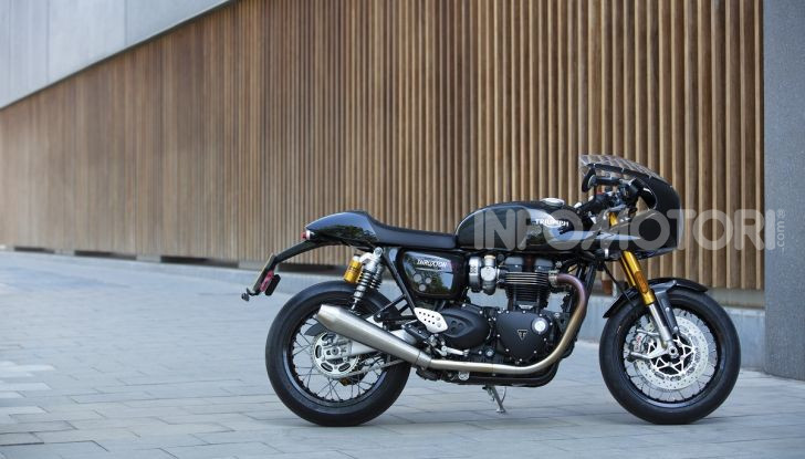 Triumph Thruxton RS 2020: l’iconica cafè racer si evolve in chiave moderna - Foto 18 di 33