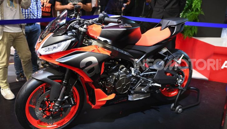 [VIDEO] EICMA 2019, tutte le novità di Piaggio, Vespa, Aprilia e Moto Guzzi - Foto 43 di 57