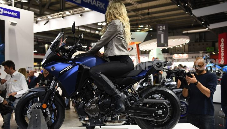 [VIDEO] Yamaha: Tracer 700 e TMAX si prendono la ribalta a EICMA 2019 - Foto 12 di 30