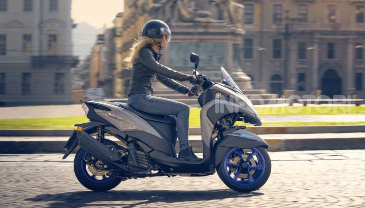 Yamaha dà il via al noleggio mensile dello scooter - Foto 10 di 13