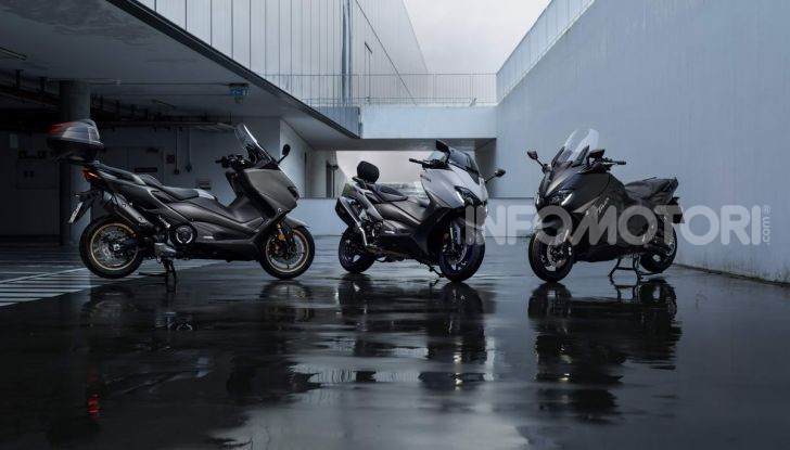 Video prova in anteprima Yamaha TMAX 560 2020, è maggiorenne ma continua a crescere - Foto 4 di 83