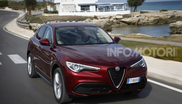 [VIDEO] Alfa Romeo Stelvio MY2020 prova su strada, prezzi e motori - Foto 17 di 32