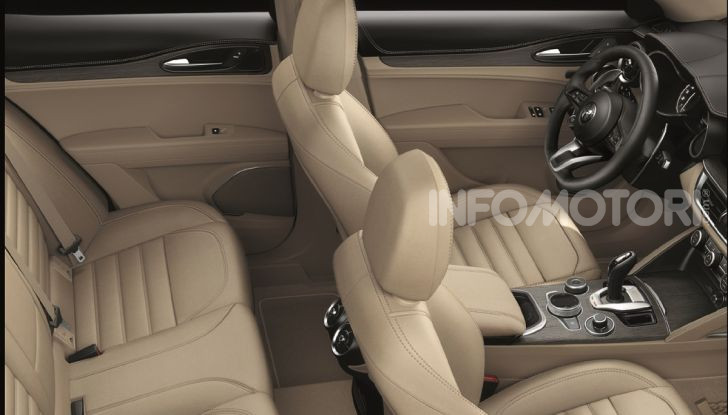 [VIDEO] Alfa Romeo Stelvio MY2020 prova su strada, prezzi e motori - Foto 29 di 32