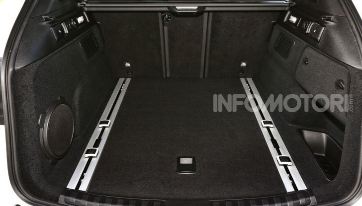 [VIDEO] Alfa Romeo Stelvio MY2020 prova su strada, prezzi e motori - Foto 32 di 32