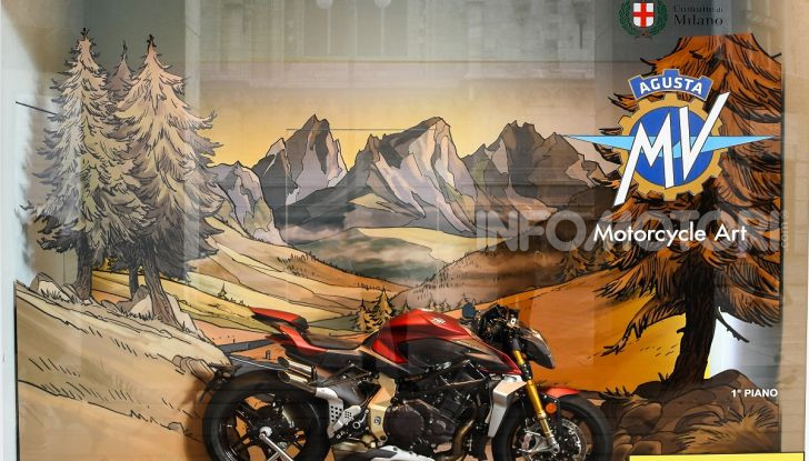 Eicma 2019: una MV Agusta Brutale 1000 Serie Oro nella Rinascente del Duomo di Milano - Foto 1 di 2