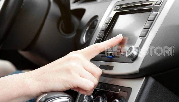 Frequenze Radio Italia: come ascoltarla in streaming in automobile - Foto 9 di 9