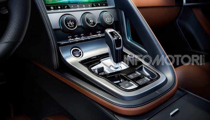 Jaguar F-Type 2020: più affilata, moderna e potente - Foto 15 di 16