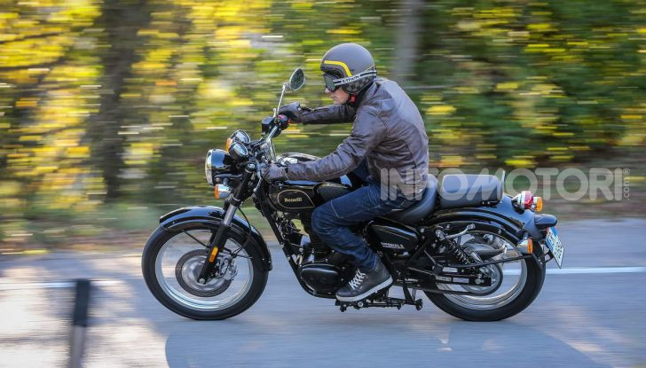 Prova in anteprima Benelli Imperiale 400, caratteristiche e prezzo - Foto 28 di 66