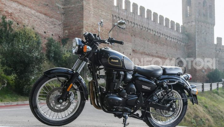 Prova in anteprima Benelli Imperiale 400, caratteristiche e prezzo - Foto 38 di 66