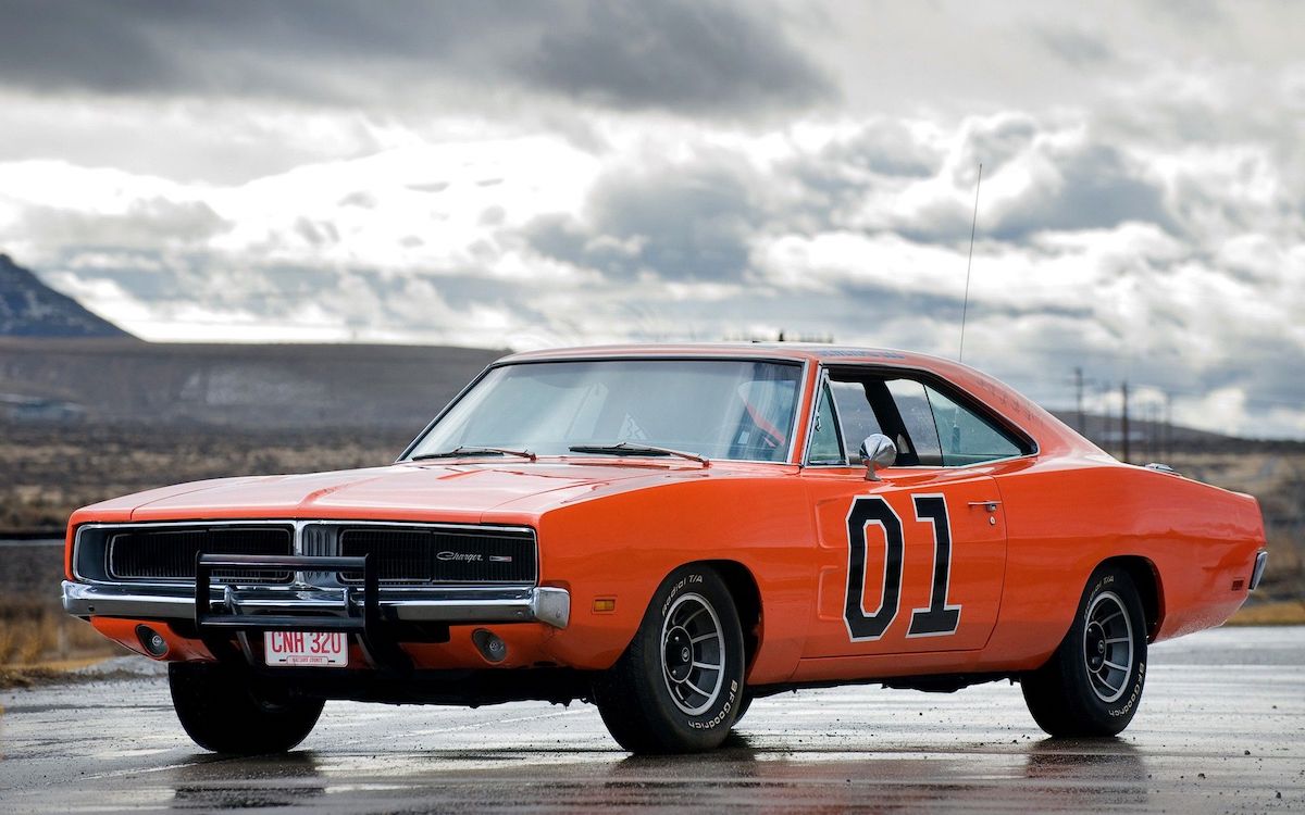 Hazzard compie 40 anni e il Generale Lee sfreccia ancora in TV - Infomotori