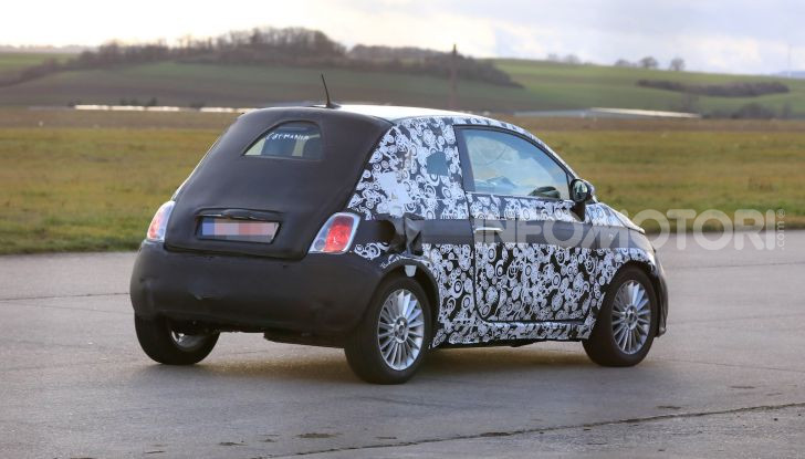Fiat 500 elettrica, test drive e dati tecnici - Foto 2 di 28