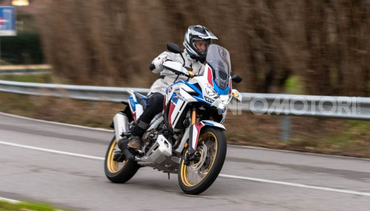 Prova Honda Africa Twin 1100 DCT Adventure Sports 2020: caratteristiche e prezzo - Foto 5 di 63