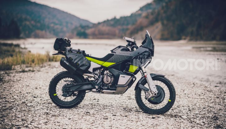 Husqvarna Norden 901: le immagini della versione definitiva - Foto 2 di 7