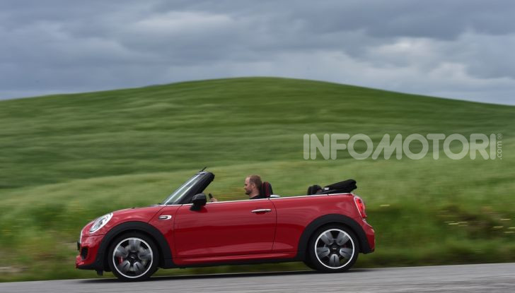 [VIDEO] Prova MINI John Cooper Works: piccola cabrio da 231CV! - Foto 10 di 37